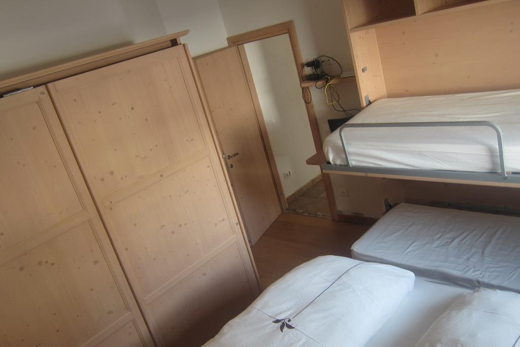 Chalet Rin Da Pemont Livigno Room photo